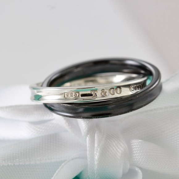 RARE, LK NEW!!  Tiffany & Co, Sterling Silver and Titanium Interlocking Ring - Picture 3 of 4